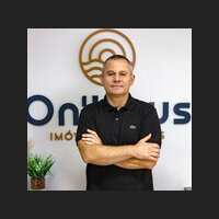 Adriano Muller Corretor De Imóve