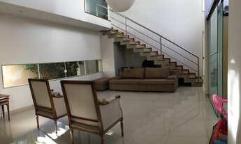 Imagem 5: Casa de dois pavimentos no Villa dos Ipês em Uberlândia com 3 suítes