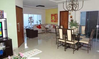 Imagem: Casa a venda em Uberlandia, no Jardim Karaíba