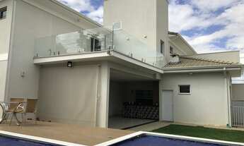 Imagem 6: Ótima casa de Condomínio no Jardins Roma, com 3 quartos Suítes, Churrasqueira e Piscina A