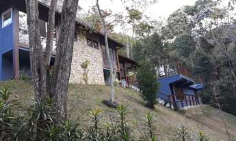 Imagem: Casa moderna em Condomínio com 03 suítes