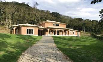 Imagem: Casa com 5 Dormitorio(s) localizado(a) no