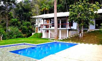 Imagem: Casa composta por 04 suítes e fácil acesso