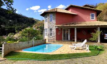 Imagem: Casa com 3 Dormitorio(s) localizado(a) no