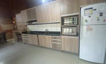 Imagem 4: Casa à venda com 4 Dormitórios, Vaga de garagem para 3 veículos, churrasqueira e Pátio com