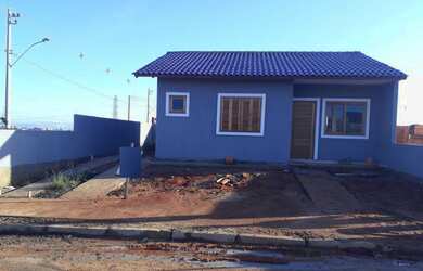 Imagem 2: Casa com 3 Dormitorio(s) localizado(a) no bairro Centro em Itajara (Itaperuna) / Rio Gran