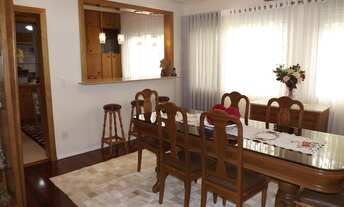 Imagem 6: LUXUOSA residência localizada no Centro da cidade de Canela!!!