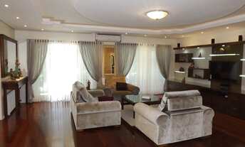 Imagem 5: LUXUOSA residência localizada no Centro da cidade de Canela!!!