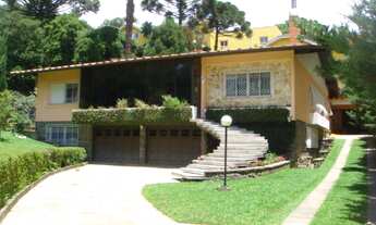 Imagem: LUXUOSA residência localizada no Centro