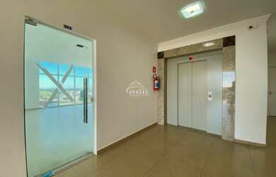 Imagem 5: Sala comercial no Centro Clínico Santo Antônio no Centro de Estação