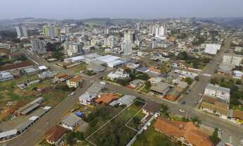 Imagem 7: Terreno pronto para construir no centro de Getúlio Vargas