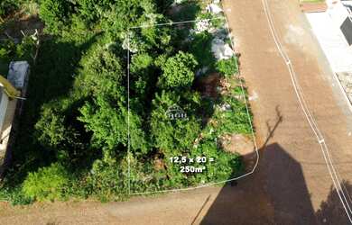 Imagem 3: Terreno de esquina no Bairro Champagnat