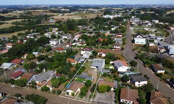 Imagem 4: Pavilhão Industrial com casa e quitinetes, no centro de Estação!