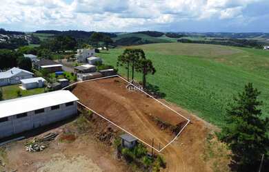 Imagem 4: Amplo terreno, no Bairro Santo Antônio em Estação!