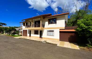 Imagem: Casa com 02 pavimentos e 02 moradias, semimobiliada