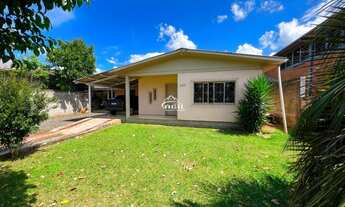 Imagem: Casa com amplo terreno próximo ao Tieppo