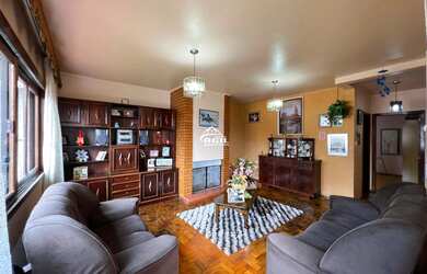 Imagem 5: Casa ampla com grande terreno, na saída para Estação!