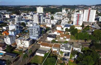 Imagem 5: Terreno com casa para reforma ou demolição, no Centro de Getúlio Vargas!