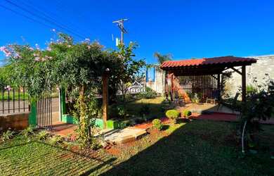 Imagem 3: Casa aconchegante, com piscina aquecida, no Centro de Estação!