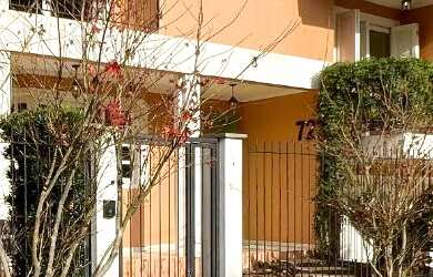 Imagem: Lindíssima casa SEMIMOBILIADA, com ALTO