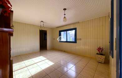 Imagem 3: Casa ampla em madeira, no Centro de Getúlio Vargas!