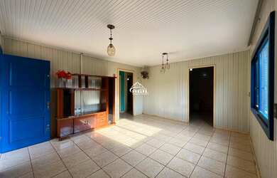 Imagem 4: Casa ampla em madeira, no Centro de Getúlio Vargas!