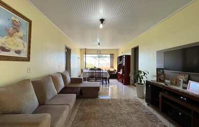 Imagem 5: Casa mista com amplo terreno, próxima a Mepel em Estação!