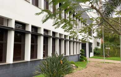 Imagem 2: Excelente prédio comercial no Polo da Unisinos. Instale sua empresa aqui!