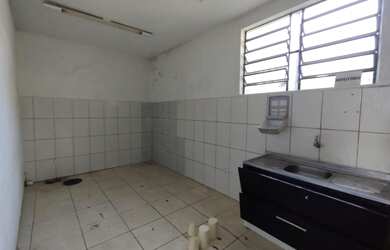 Imagem 6: Prédio Comercial-Industrial, 1 dormitório, 1 banheiros, 471M² de Área Construída