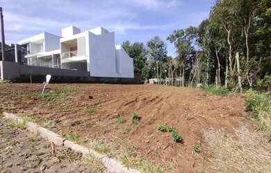 Imagem 2: Terreno plano, 377M² de Área Total