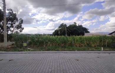 Imagem 6: Terreno de esquina localizado no bairro Concórdia