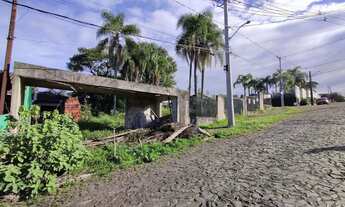 Imagem 2: Amplo terreno de Esquina