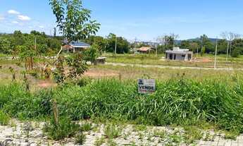 Imagem: Terreno com 2 Dormitorio(s) localizado(a)