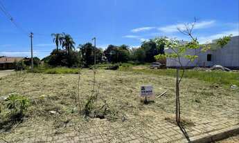 Imagem: Terreno com 2 Dormitorio(s) localizado(a)