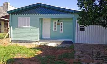 Imagem 2: Casa com 2 Dormitorio(s) localizado(a) no bairro Centro em Sapiranga / Rio Grande do Sul