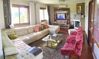 Imagem 4: Belíssima casa a venda no Bairro Centenário