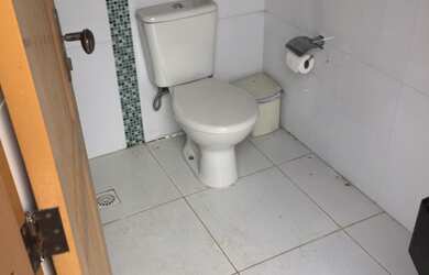 Imagem 3: Sobrado, 4 dormitórios, 1 suítes, 2 vagas na garagem, 268M² de Área Construída