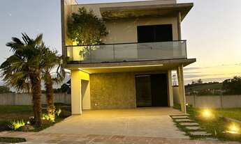 Imagem: Sobrado Novo em Condomínio