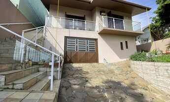 Imagem 4: Casa com 3 Dormitórios (suíte), com piscina