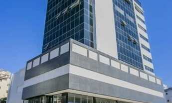 Imagem: Sala Comercial com 4 Dormitorio(s) localizado(a)