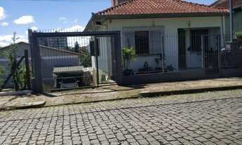 Imagem: Casa com 2 Dormitorio(s) localizado(a) no