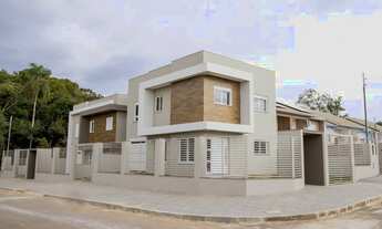 Imagem: Casa com 3 Dormitorio(s) localizado(a) no