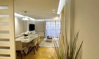 Imagem: Apartamento com 3 Dormitorio(s) localizado(a)