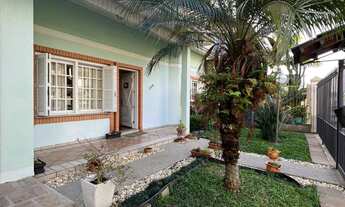 Imagem: Casa com 3 Dormitorio(s) localizado(a) no