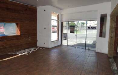 Imagem 2: Sala comercial no Centro de Tramandaí