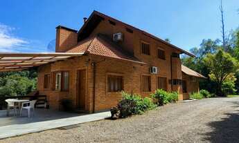 Imagem: Casa com 3 Dormitorio(s) localizado(a) no