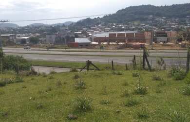 Imagem 2: ÁREA DE TERRA NO CENTRO