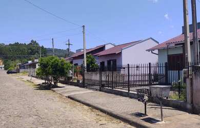 Imagem 2: CASA NO BAIRRO EMANCIPAÇÃO (LOTEAMENTO NO JARDIM DAS AZALÉIAS