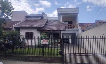 Imagem: SOBRADO NO BAIRRO 15 DE JUNHO