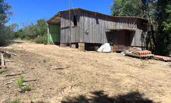 Imagem 5: SÍTIO EM ENTREPELADO